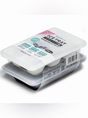 New DAISO TWO SET OF HALF ICE TRAY